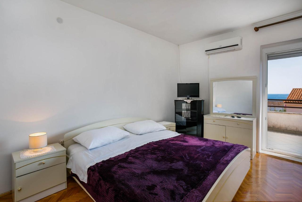 Apartments Mate Balote 54 Кърк Екстериор снимка