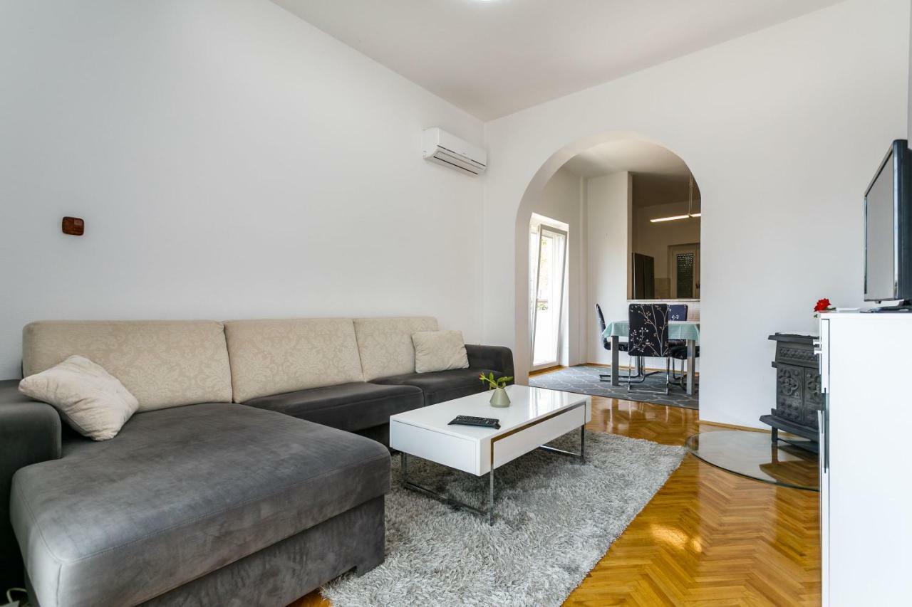 Apartments Mate Balote 54 Кърк Екстериор снимка