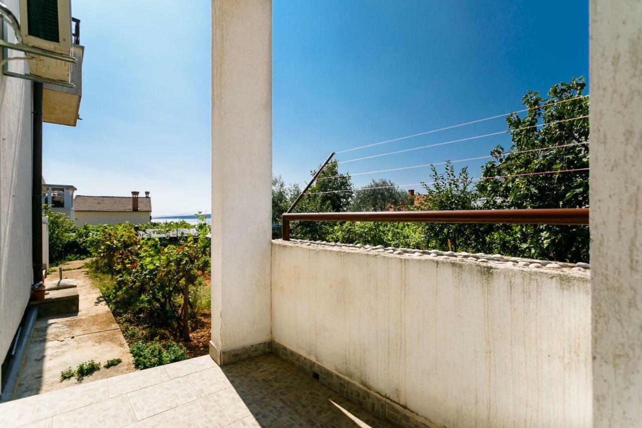 Apartments Mate Balote 54 Кърк Екстериор снимка