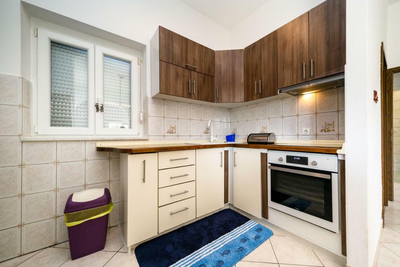 Apartments Mate Balote 54 Кърк Екстериор снимка